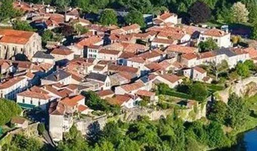 沈阳回乡建别墅为什么一定要选专业乡墅公司